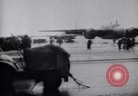 Image Tokyo Raid par Doolittle Océan Pacifique, 1942, de la seconde 11 séquences d'archives historiques vidéo 65675033844