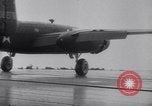 Image Tokyo Raid par Doolittle Océan Pacifique, 1942, de la seconde 20 séquences d'archives historiques vidéo 65675033844