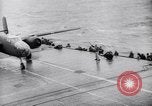 Image Tokyo Raid par Doolittle Océan Pacifique, 1942, de la seconde 36 séquences d'archives historiques vidéo 65675033844