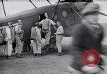 Image saut en parachute Texas United States USA, 1925, de la seconde 42 séquences d'archives historiques vidéo 65675033846