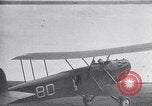 Image saut en parachute Texas United States USA, 1925, de la seconde 54 séquences d'archives historiques vidéo 65675033846