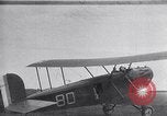 Image saut en parachute Texas United States USA, 1925, de la seconde 55 séquences d'archives historiques vidéo 65675033846