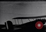 Image saut en parachute Texas United States USA, 1925, de la seconde 56 séquences d'archives historiques vidéo 65675033846