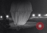 Standbild Einführung des high altitude wissenschaftlichen Ballons EXPLORER II Dakota United States USA, 1935, aus Sekunde 19 historischem Filmmaterial Videoclip 65675033867