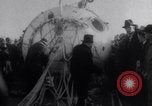 Standbild Einführung des high altitude wissenschaftlichen Ballons EXPLORER II Dakota United States USA, 1935, aus Sekunde 47 historischem Filmmaterial Videoclip 65675033867