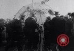Standbild Einführung des high altitude wissenschaftlichen Ballons EXPLORER II Dakota United States USA, 1935, aus Sekunde 50 historischem Filmmaterial Videoclip 65675033867