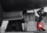 Standbild XB-15 trägt die medizinische Versorgung Hilfe für Erdbebenopfer Chile, 1939, aus Sekunde 34 historischem Filmmaterial Videoclip 65675033869