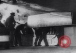 Standbild XB-15 trägt die medizinische Versorgung Hilfe für Erdbebenopfer Chile, 1939, aus Sekunde 38 historischem Filmmaterial Videoclip 65675033869
