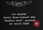 Standbild Army Air Service Sets Flugzeug Ausdauer Datensatz mit Inflight tanken United States USA, 1929, aus Sekunde 10 historischem Filmmaterial Videoclip 65675033872