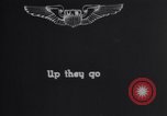 Standbild Army Air Service Sets Flugzeug Ausdauer Datensatz mit Inflight tanken United States USA, 1929, aus Sekunde 17 historischem Filmmaterial Videoclip 65675033872