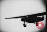 Standbild Fokker C-2 "Bird of Paradise" setzt über Wasser Flug aufzeichnen Oakland California United States USA, 1927, aus Sekunde 34 historischem Filmmaterial Videoclip 65675033873