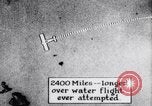 Standbild Fokker C-2 "Bird of Paradise" setzt über Wasser Flug aufzeichnen Oakland California United States USA, 1927, aus Sekunde 38 historischem Filmmaterial Videoclip 65675033873