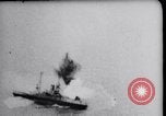 Immagine di Esercito degli Stati Uniti aria bombe di servizio delle navi in missioni di pratica Chesapeake Bay Maryland USA, 1944, secondo 56 filmato di repertorio 65675033881