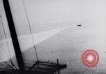 Immagine di Esercito degli Stati Uniti aria bombe di servizio delle navi in missioni di pratica Chesapeake Bay Maryland USA, 1944, secondo 62 filmato di repertorio 65675033881