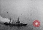 Standbild ehemaligen USS New Jersey (BB-16) wird bombardiert und kentert North Carolina United States USA, 1923, aus Sekunde 18 historischem Filmmaterial Videoclip 65675033882