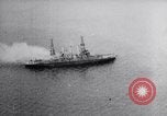 Standbild ehemaligen USS New Jersey (BB-16) wird bombardiert und kentert North Carolina United States USA, 1923, aus Sekunde 22 historischem Filmmaterial Videoclip 65675033882