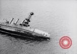 Standbild ehemaligen USS New Jersey (BB-16) wird bombardiert und kentert North Carolina United States USA, 1923, aus Sekunde 34 historischem Filmmaterial Videoclip 65675033882