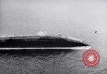 Standbild ehemaligen USS New Jersey (BB-16) wird bombardiert und kentert North Carolina United States USA, 1923, aus Sekunde 38 historischem Filmmaterial Videoclip 65675033882