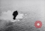 Standbild ehemaligen USS New Jersey (BB-16) wird bombardiert und kentert North Carolina United States USA, 1923, aus Sekunde 50 historischem Filmmaterial Videoclip 65675033882