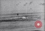 Standbild USS Virginia sinkt nach Bombenanschlägen von Army Air Service Ebenen North Carolina United States USA, 1923, aus Sekunde 49 historischem Filmmaterial Videoclip 65675033883
