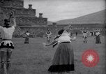 Standbild Aztec Riten Mexiko, 1935, aus Sekunde 23 historischem Filmmaterial Videoclip 65675033886