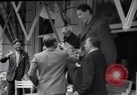 Standbild 8 feet tall man Wien Österreich, 1935, aus Sekunde 8 historischem Filmmaterial Videoclip 65675033889