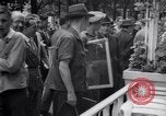Standbild 8 feet tall man Wien Österreich, 1935, aus Sekunde 12 historischem Filmmaterial Videoclip 65675033889
