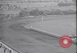 Standbild Rennen gewann von Discovery Arlington Heights Illinois USA, 1935, aus Sekunde 47 historischem Filmmaterial Videoclip 65675033893