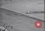 Standbild Rennen gewann von Discovery Arlington Heights Illinois USA, 1935, aus Sekunde 55 historischem Filmmaterial Videoclip 65675033893