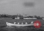 Standbild Steam Boot überqueren Boston Massachusetts USA, 1938, aus Sekunde 34 historischem Filmmaterial Videoclip 65675033909