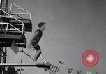 Immagine di Comici acquatici Los Angeles California USA, 1938, secondo 43 filmato di repertorio 65675033918