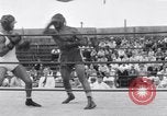 Standbild Boxkampf Philadelphia Pennsylvania USA, 1938, aus Sekunde 6 historischem Filmmaterial Videoclip 65675033920
