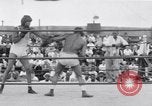 Standbild Boxkampf Philadelphia Pennsylvania USA, 1938, aus Sekunde 11 historischem Filmmaterial Videoclip 65675033920