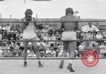 Standbild Boxkampf Philadelphia Pennsylvania USA, 1938, aus Sekunde 12 historischem Filmmaterial Videoclip 65675033920