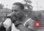 Standbild Boxkampf Philadelphia Pennsylvania USA, 1938, aus Sekunde 17 historischem Filmmaterial Videoclip 65675033920
