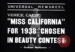 Standbild Miss California contest Venice Beach Los Angeles California USA, 1938, aus Sekunde 6 historischem Filmmaterial Videoclip 65675033923