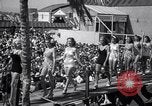 Standbild Miss California contest Venice Beach Los Angeles California USA, 1938, aus Sekunde 18 historischem Filmmaterial Videoclip 65675033923