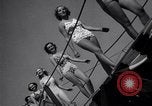 Standbild Miss California contest Venice Beach Los Angeles California USA, 1938, aus Sekunde 24 historischem Filmmaterial Videoclip 65675033923