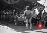Standbild Miss California contest Venice Beach Los Angeles California USA, 1938, aus Sekunde 26 historischem Filmmaterial Videoclip 65675033923