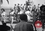 Standbild Miss California contest Venice Beach Los Angeles California USA, 1938, aus Sekunde 30 historischem Filmmaterial Videoclip 65675033923