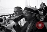Standbild Pferderennen mit Seabiscuit und Ligaroti Del Mar California USA, 1938, aus Sekunde 16 historischem Filmmaterial Videoclip 65675033924