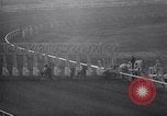 Standbild Pferderennen mit Seabiscuit und Ligaroti Del Mar California USA, 1938, aus Sekunde 18 historischem Filmmaterial Videoclip 65675033924