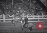 Standbild Der 2 jährlichen Rodeo Sun Valley Idaho USA, 1938, aus Sekunde 13 historischem Filmmaterial Videoclip 65675033928