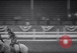 Standbild Der 2 jährlichen Rodeo Sun Valley Idaho USA, 1938, aus Sekunde 17 historischem Filmmaterial Videoclip 65675033928
