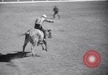 Standbild Der 2 jährlichen Rodeo Sun Valley Idaho USA, 1938, aus Sekunde 27 historischem Filmmaterial Videoclip 65675033928