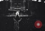 Standbild Requiem New York United States USA, 1939, aus Sekunde 15 historischem Filmmaterial Videoclip 65675033930