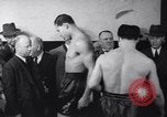 Standbild Joe Louis New York City USA, 1940, aus Sekunde 12 historischem Filmmaterial Videoclip 65675033944