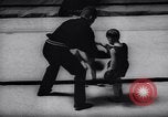 Standbild Navy Junior Boxing Championship Annapolis Maryland USA, 1940, aus Sekunde 33 historischem Filmmaterial Videoclip 65675033956