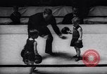 Standbild Navy Junior Boxing Championship Annapolis Maryland USA, 1940, aus Sekunde 45 historischem Filmmaterial Videoclip 65675033956