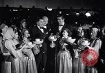 Image Fonds de secours grec Hollywood Los Angeles California USA, 1941, de la seconde 4 séquences d'archives historiques vidéo 65675033960